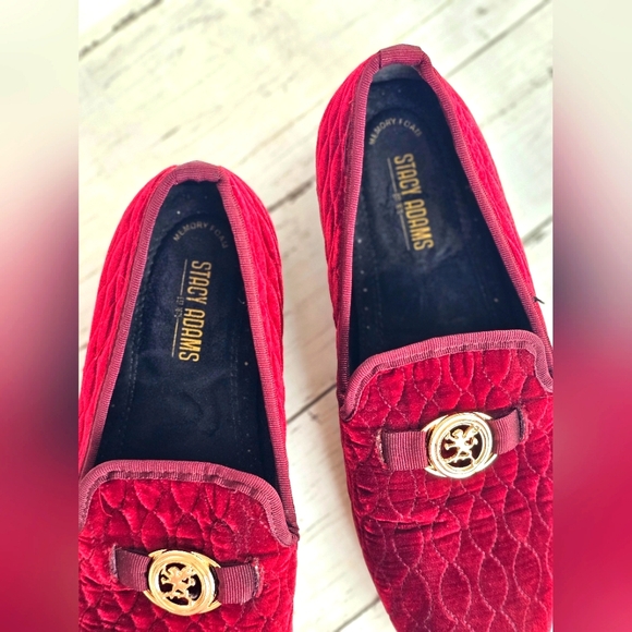 Stacy Adam's Mens Valet Slip On Burgundy Velvet Velour Loafers Shoes Gold Detail - Picture 6 of 14